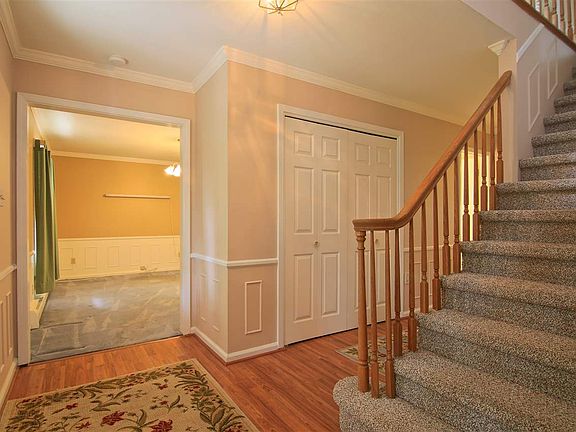 3rd image of 6605 Monarch Dr
