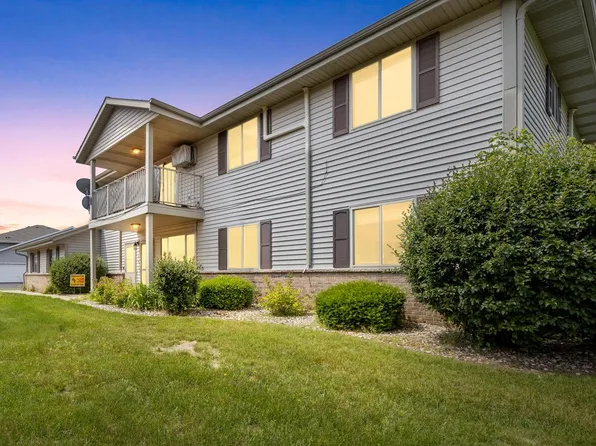 1113 Schmidt ROAD #2, West Bend, WI 53090