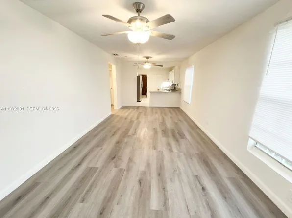 8013 NW 10th Ct, Miami, FL 33150