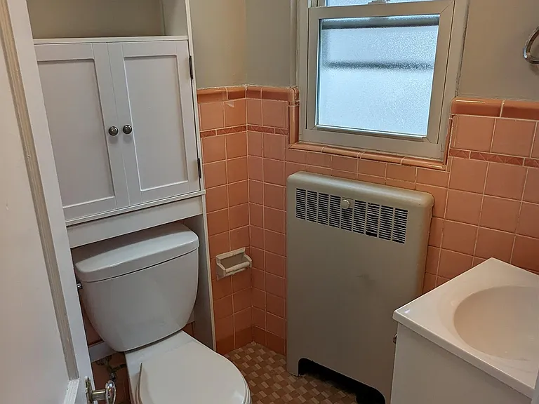 302 W Vine St — Photo 10