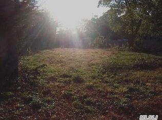 26 Ocean Rd, Ocean Beach, NY 11770