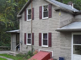 251 Summit Dr, Abbottstown, PA 17301