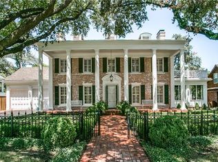 1939 W Colorado Blvd, Dallas, TX 75208