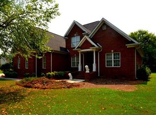 210 Shenandoah Dr NE, Calhoun, GA 30701