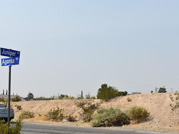 2nd image of Agarita Ave
