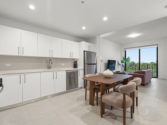 5th image of 1201 SW 27th Ave #401