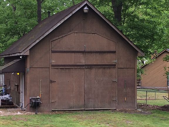 20' x 30' wired workshop