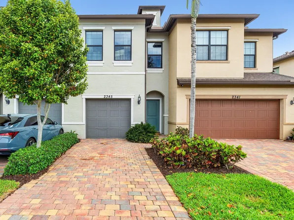 2345 Byron Street, Palm Springs, FL 33406