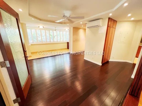 3055 Pualei Cir APT 306-1, Honolulu, HI 96815