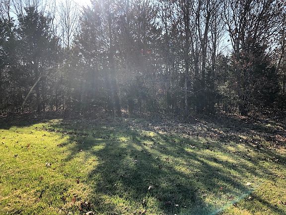 3rd image of 261 Golf Club Dr