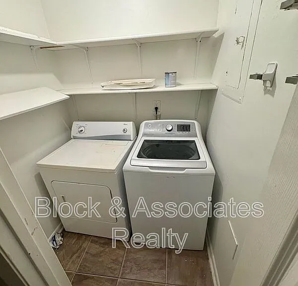 4609 Grinding Stone Dr #D — Photo 6