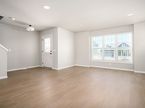 2nd image of 7135 Johann Farm