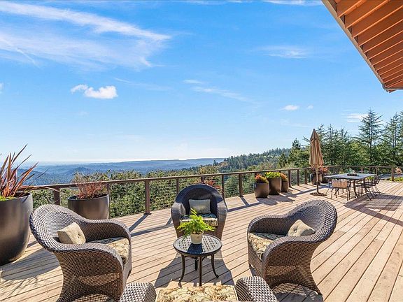 3rd image of 25995 Mar Vista Ct
