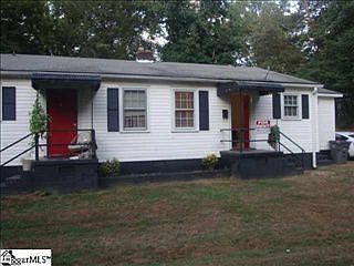 1st image of 2 Merriweather St