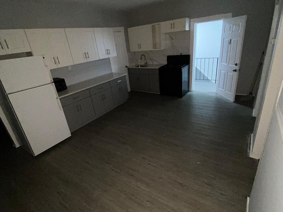 2nd image of 65 James St APT 10