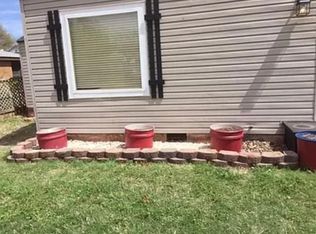 205 S 16th St, Clinton, OK 73601