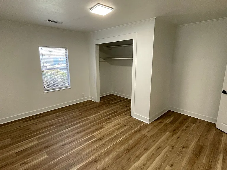 609 Cox St — Photo 15