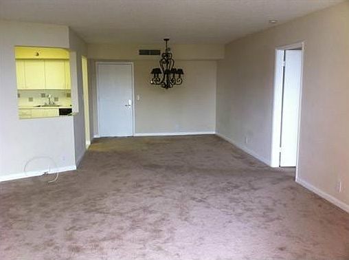 2nd image of 3300 NE 191st St APT 1709