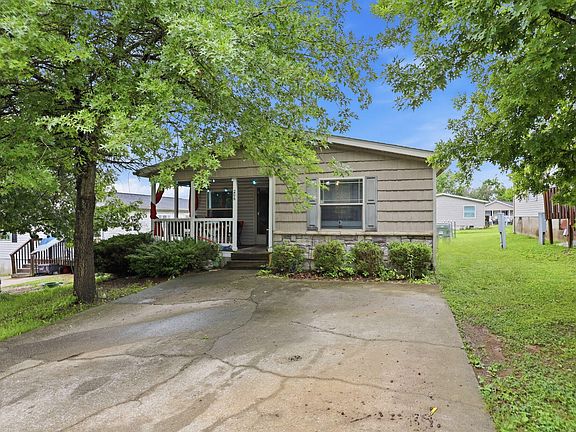 2nd image of 206 Pulliam Dr