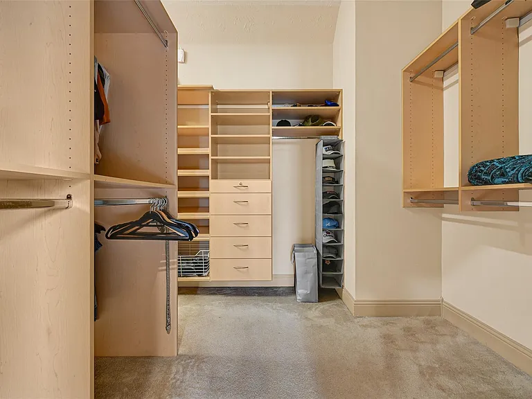 28214 Churchill Ct — Photo 22