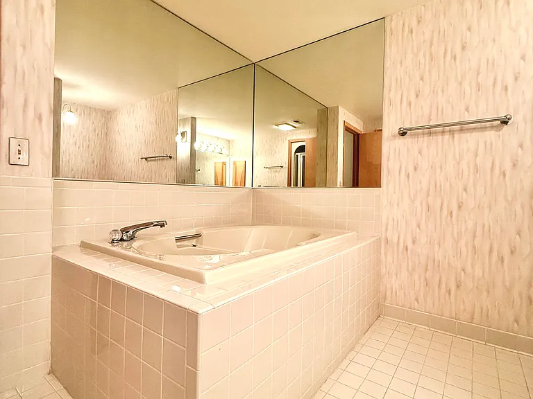 969 Greenview Ct #43 — Photo 15