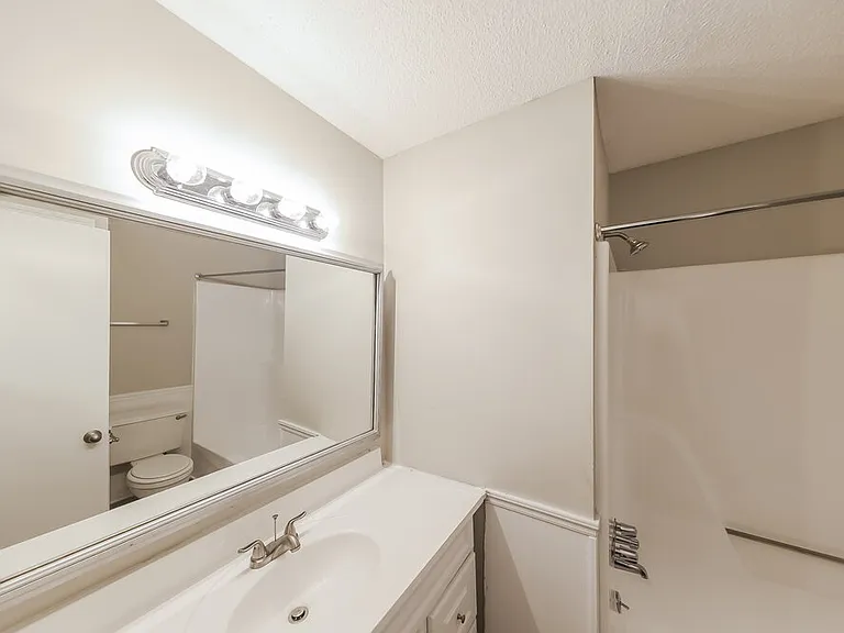 5808 Christon Cir — Photo 15