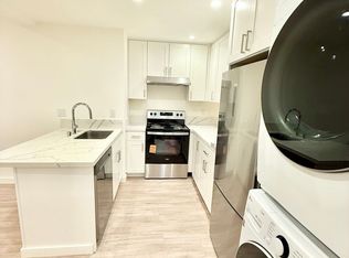 806 Fulton St #8, Redwood City, CA 94061