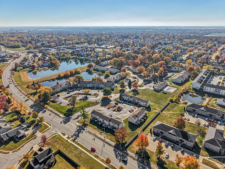 Twyckenham Apartments — Photo 45