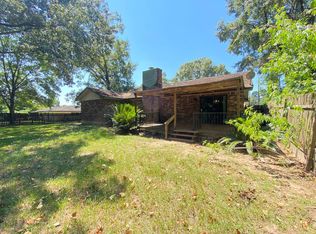 101 Pin Oak Ln, Shepherd, TX 77371