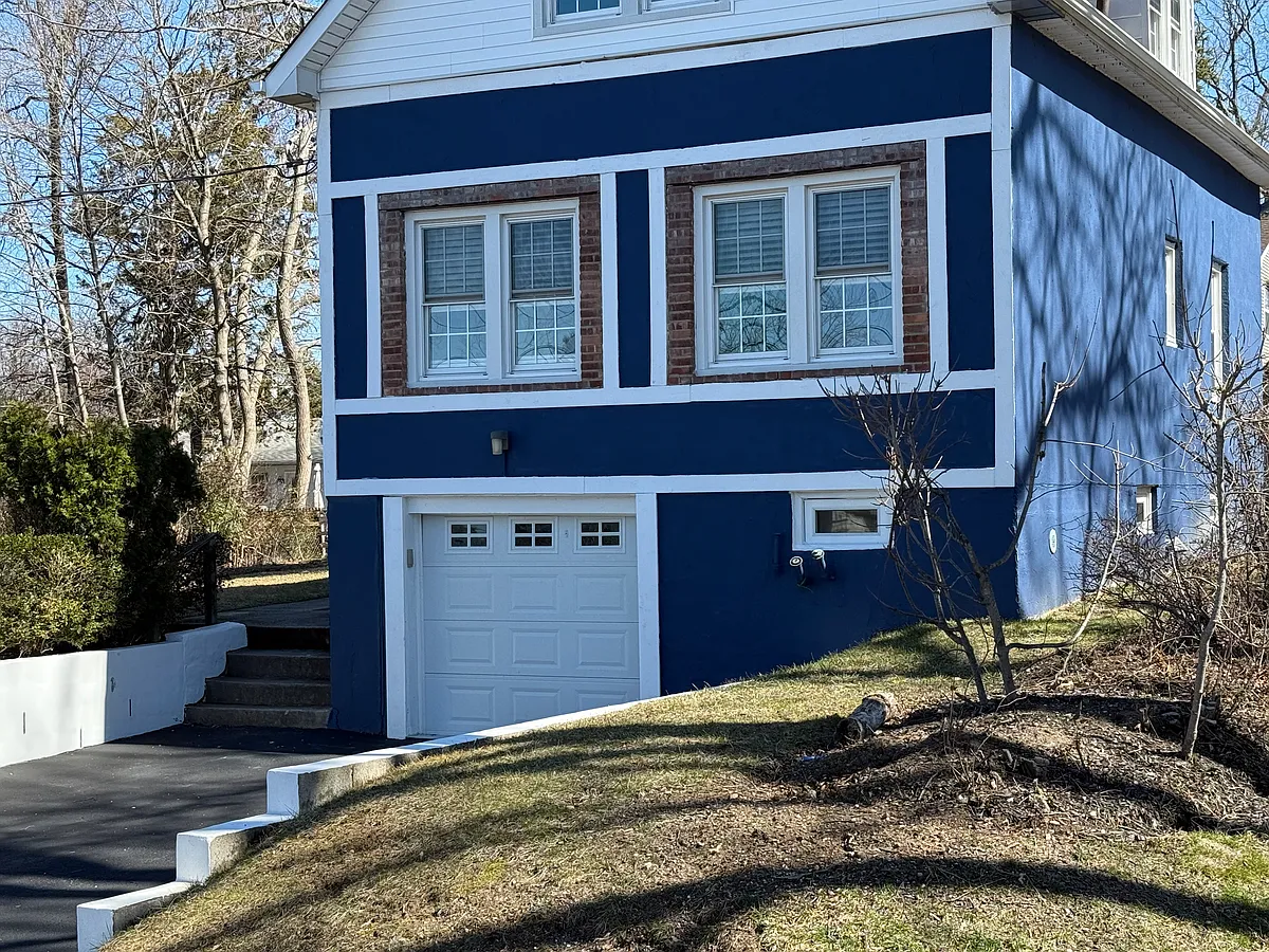Building Photo - 143 Beaver Dr #1
