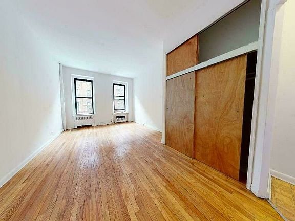 3rd image of 317 E 78th St APT 2A