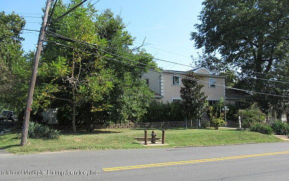 2nd image of 98 Sinclair Ave