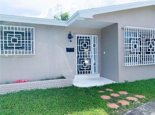 1820 SW 98th Ct, Miami, FL 33165