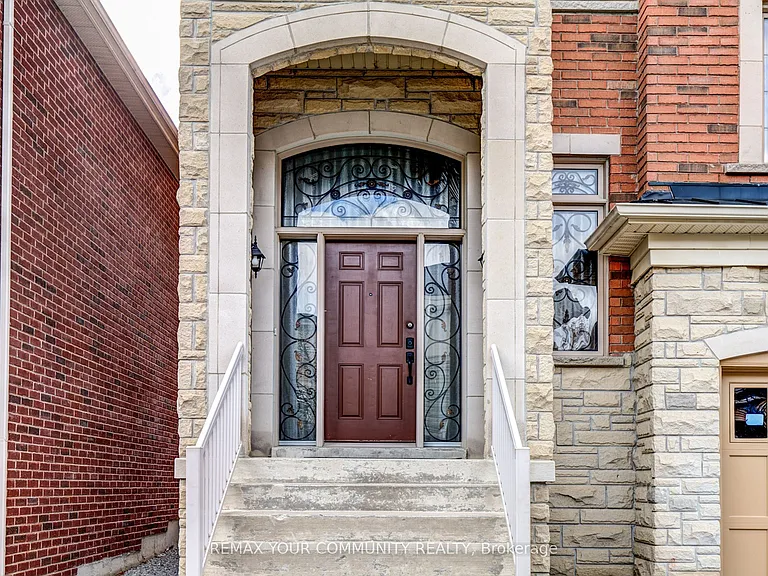 26 Yarden Dr — Photo 3