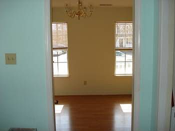 5th image of 134 Sunny Dr