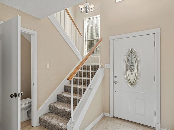 5th image of 2711 Lakefield Way