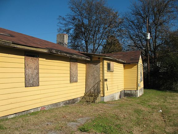 3rd image of 1410 Woodward St