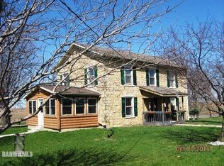 1240 W Main St, Warren, IL 61087