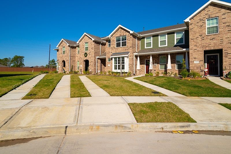 1st image of 12611 Taymouth Manor Ln