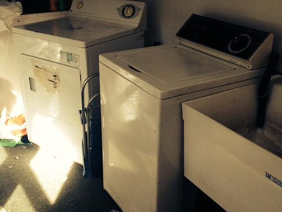 Laundry (free)