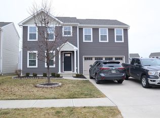 110 Springvale Dr, Amherst, OH 44001