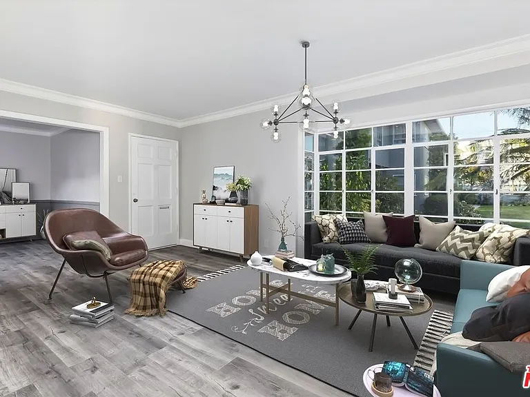 5016 Clinton St #D — Photo 1