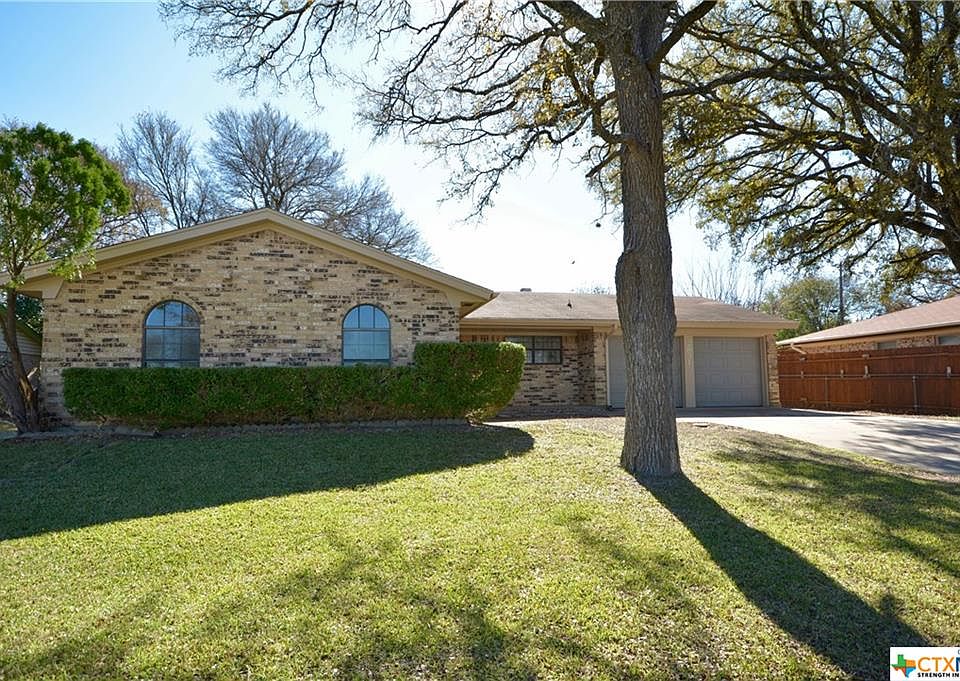 1st image of 2831 Veterans Ave