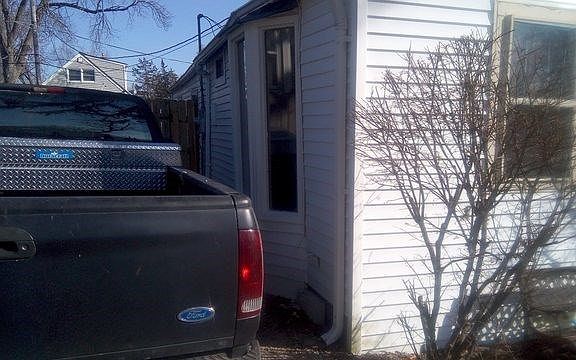 4th image of 115 Highmoor Dr