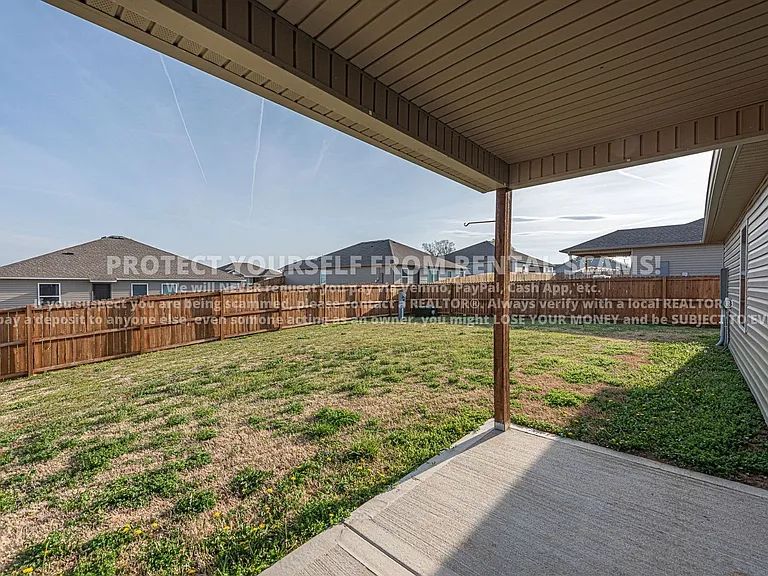 2932 W Obsidian St — Photo 12