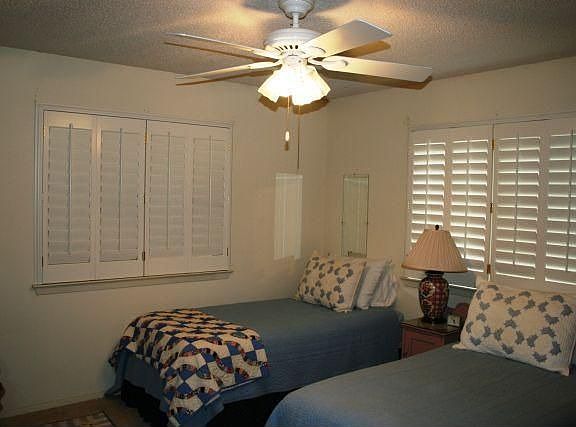 5th image of 304 Oak Cir