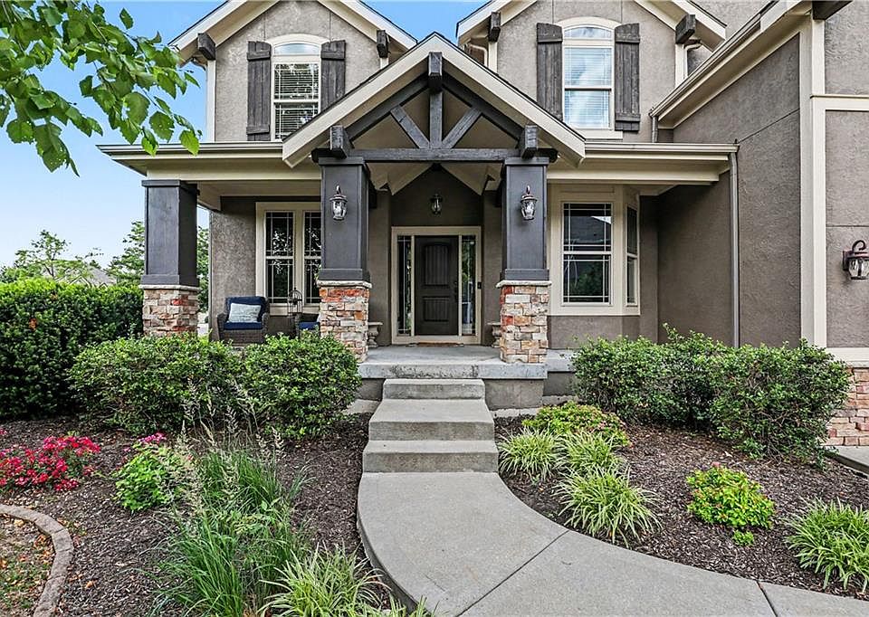 9641 Inspiration St, Lenexa, KS 66227 | MLS #2621307 | Zillow