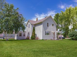 404 Jackson Ave, Crookston, MN 56716