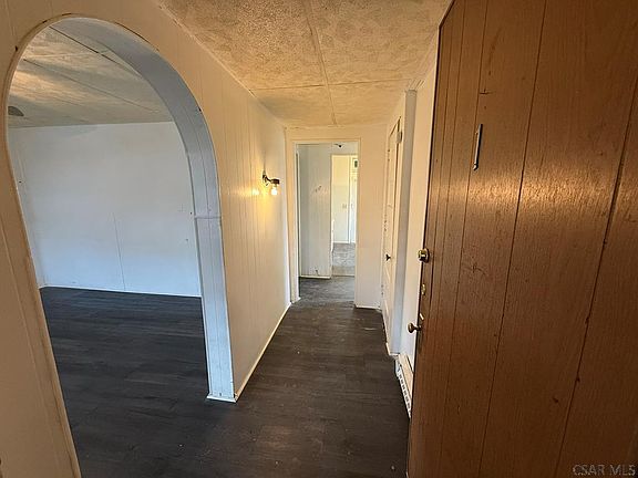 3rd image of 153 Hammer Ave