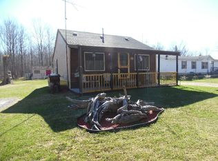 5961 S Eight Mile Rd, Pinconning, MI 48650